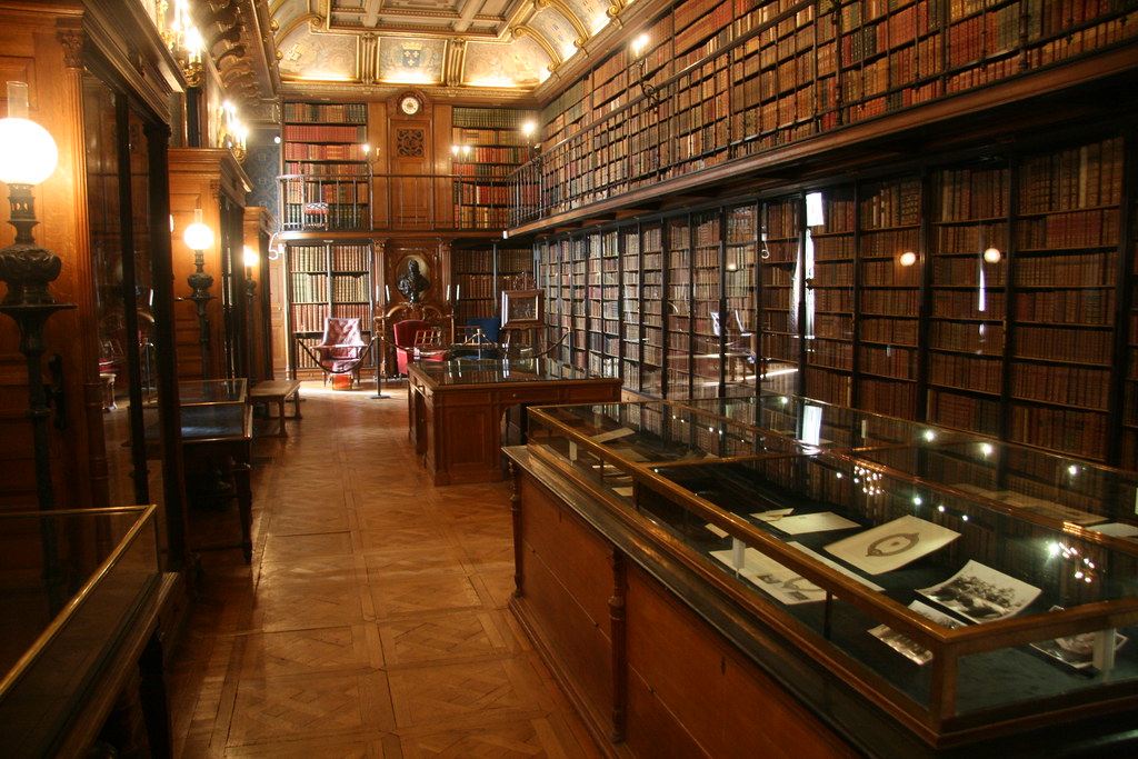 Chantilly library