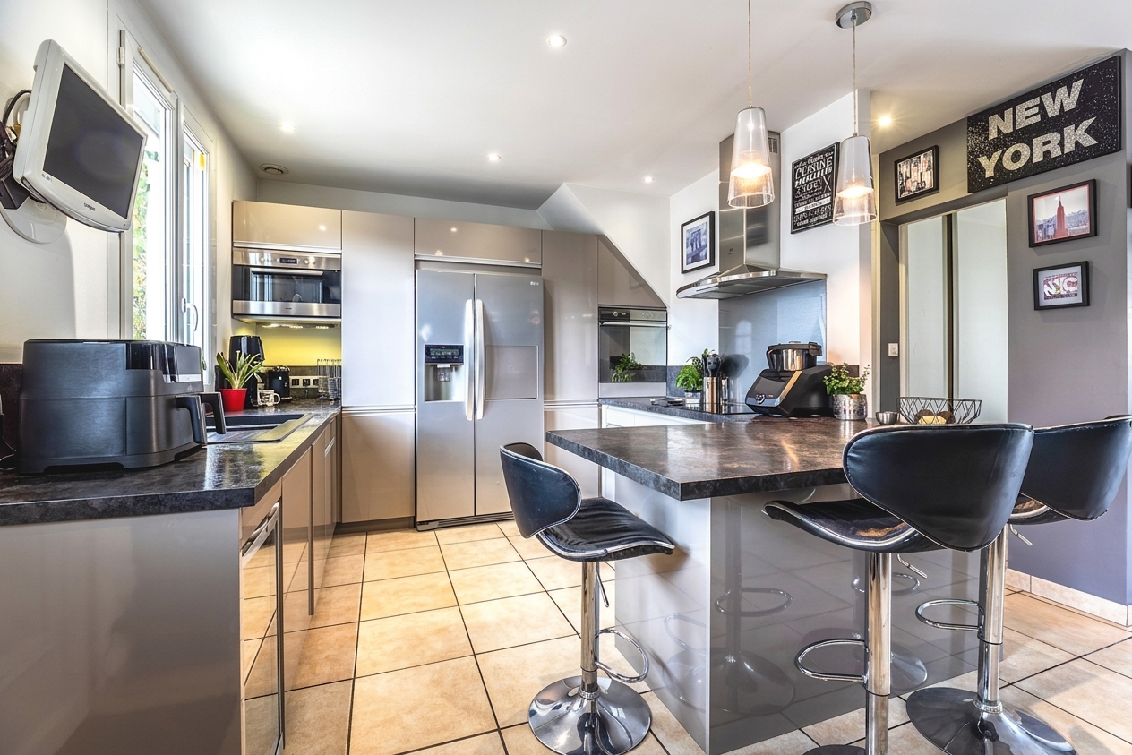 4-Room Family Home – Quiet Neighbourhood, Paris in 25 min