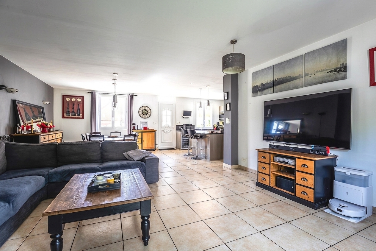 4-Room Family Home – Quiet Neighbourhood, Paris in 25 min