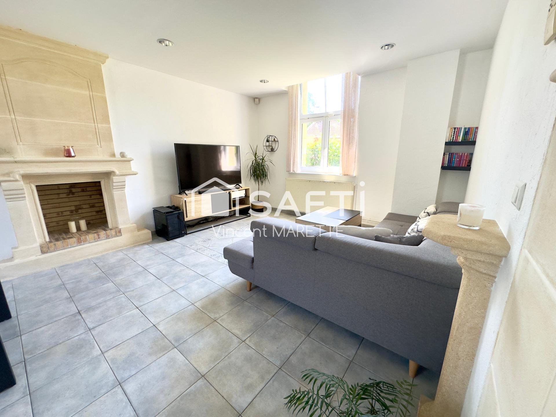 Bright 3-Room Apartment – Ground Floor with Fireplace