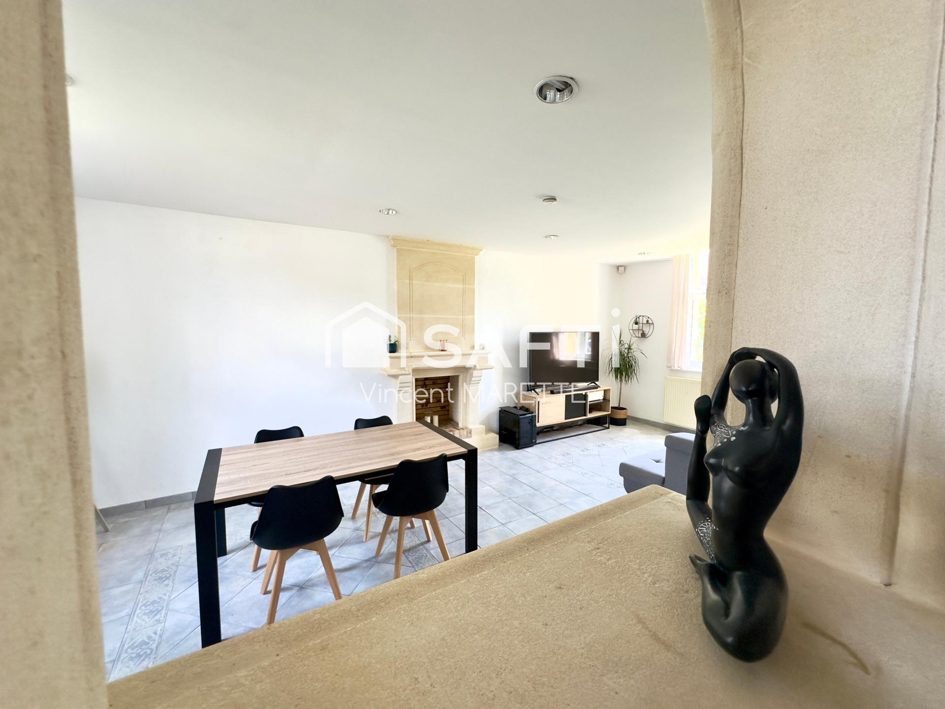 Appartement lumineux 3 pièces – Rez-de-chaussée avec cheminée
