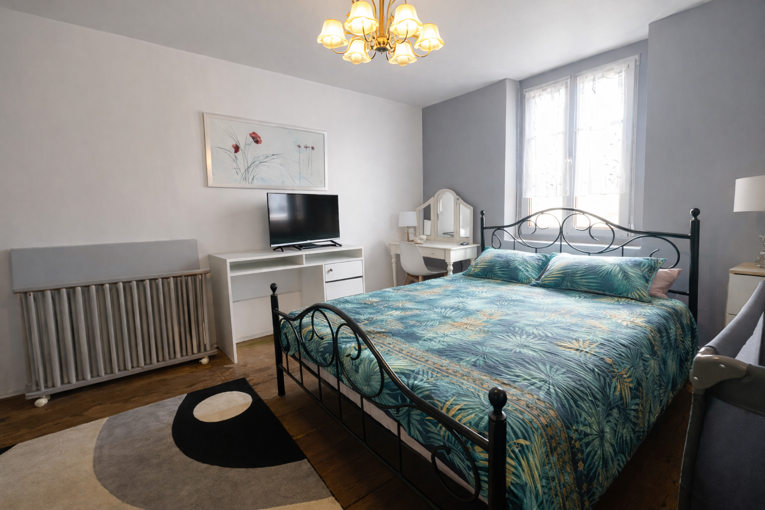 Grand 14-room character property in Therines