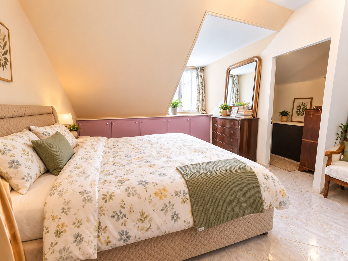 10-Room Family Home – 275 m² in Verneuil-en-Halatte