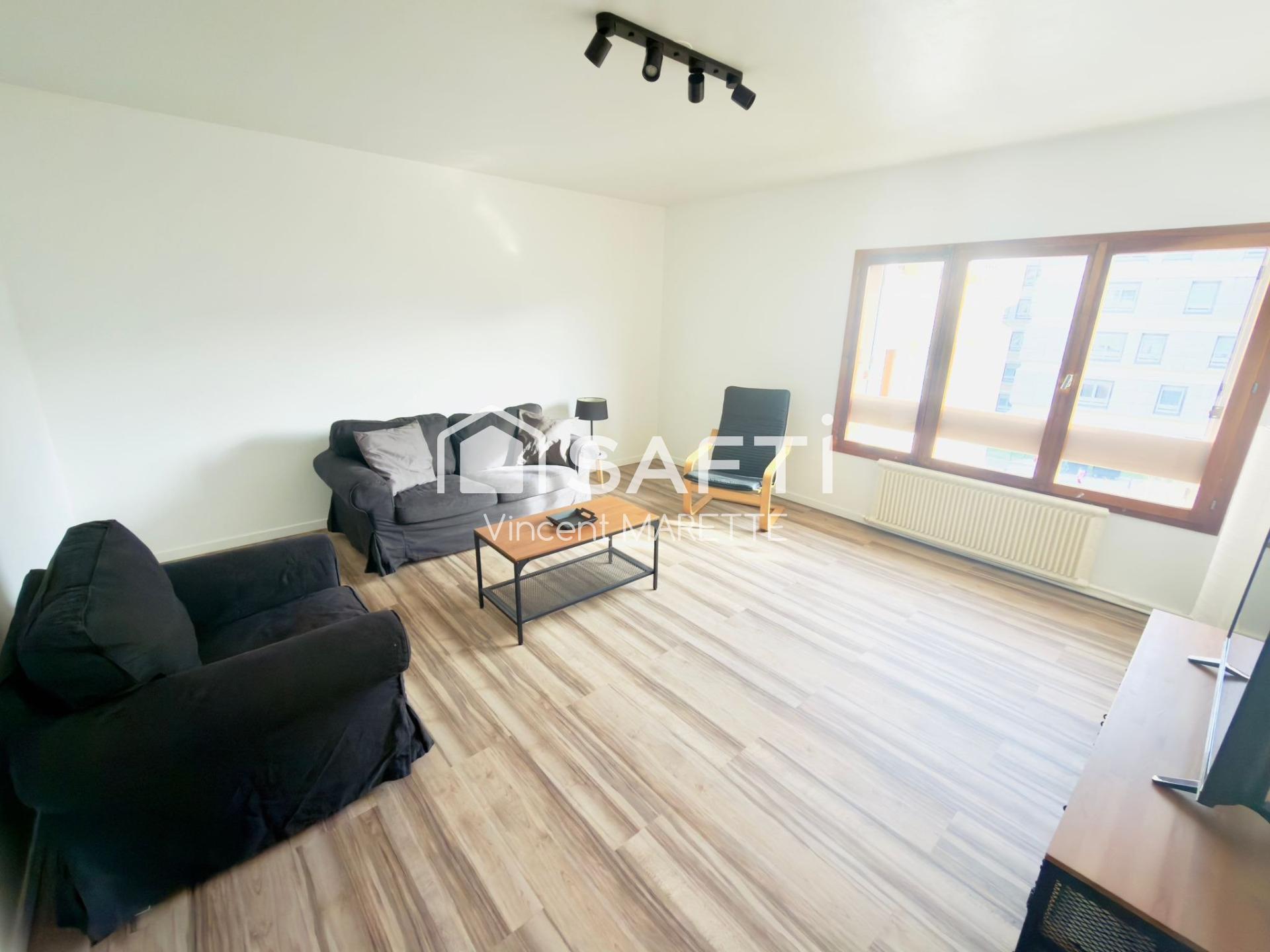 Élégance, lumière et prestations soignées : découvrez un appartement entièrement rénové où chaque espace a été pensé pour votre confort.